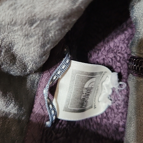 North Face fleece pullover Purple in color. - Picture 2 of 5